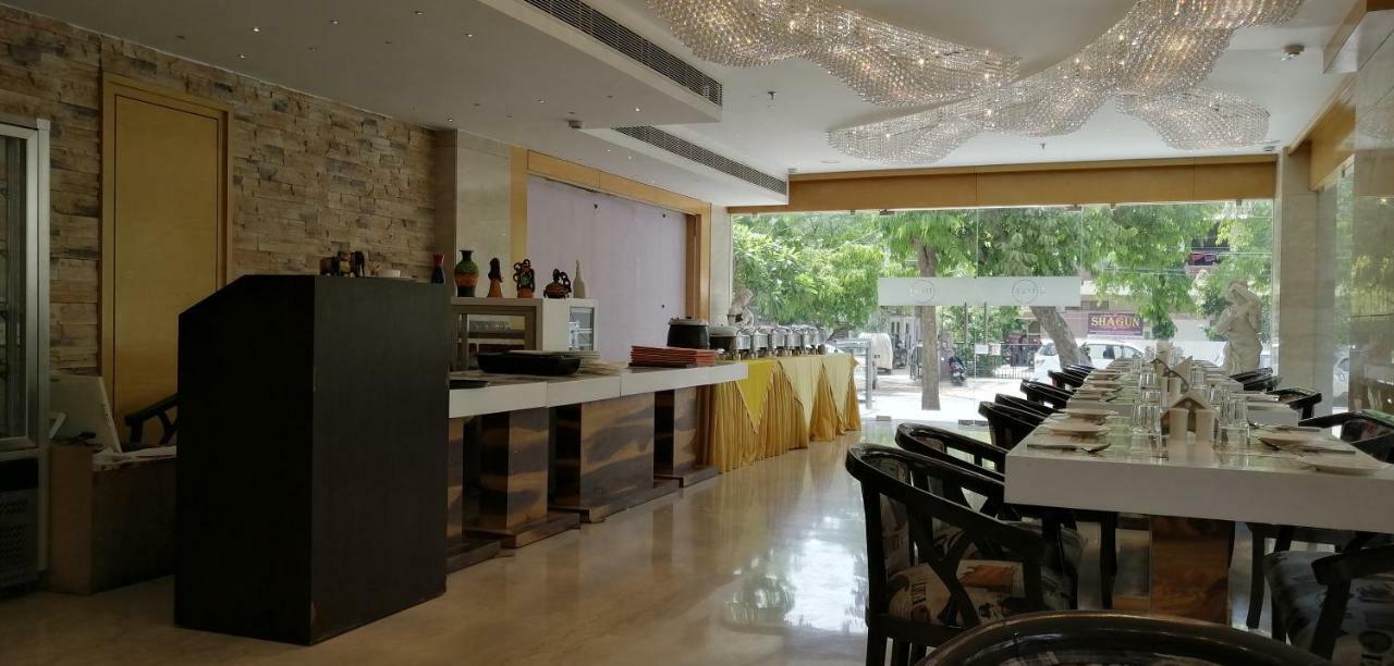 Kyriad Hotel Jaipur By Othpl Exterior foto